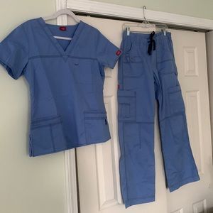 Dickies cargo scrub set